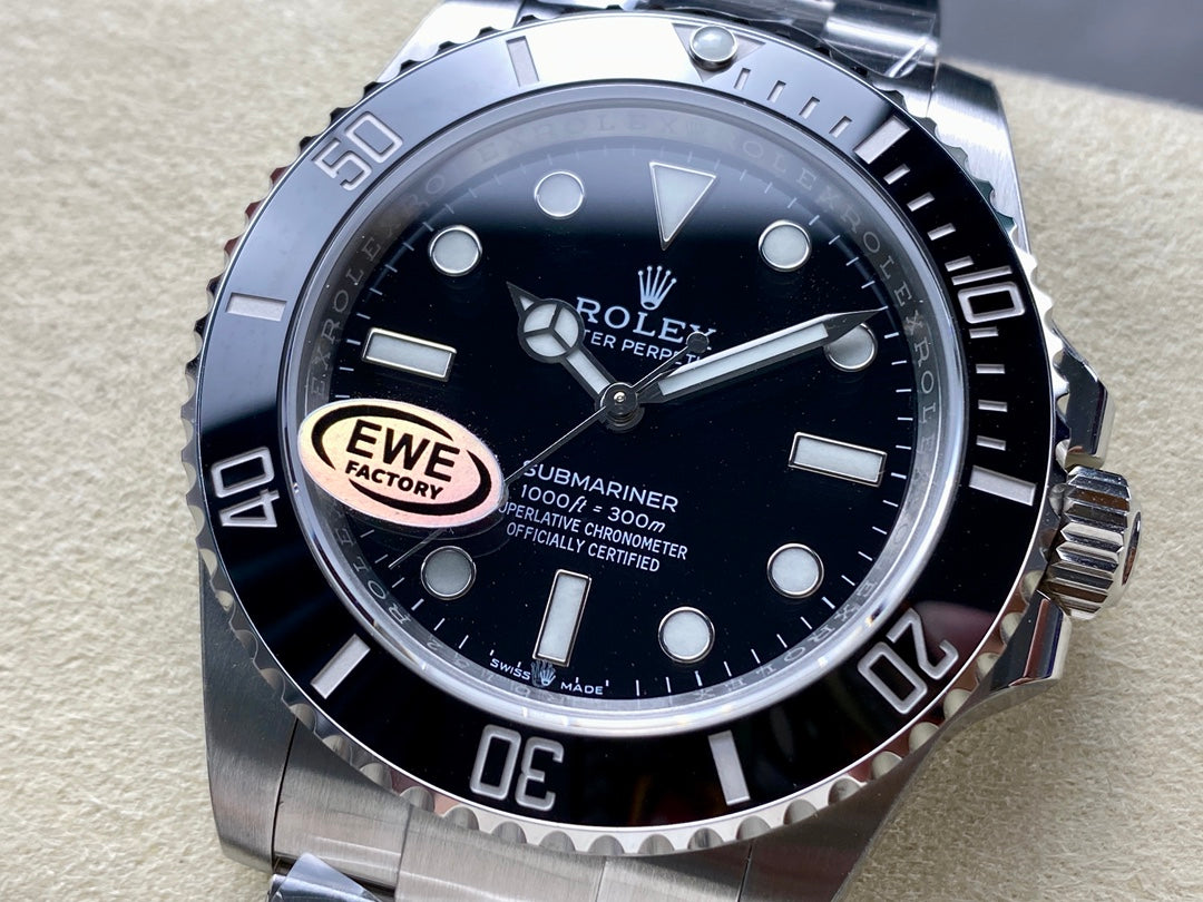 Rolex Submariner 41mm Silver Black