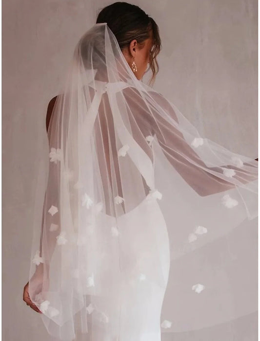 - Single layer contemporary/fashionable wedding veil bow veil