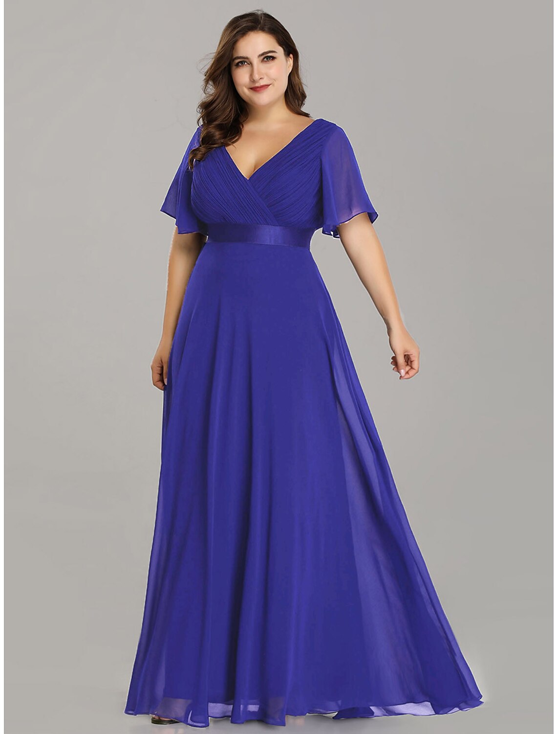 A-Line Mother of the Bride Dress Plus Size Elegant V Neck Floor Length Chiffon Short Sleeve with Sash / Ribbon Ruching