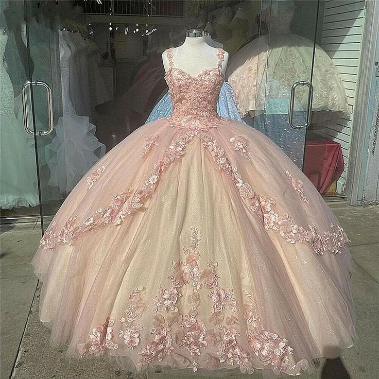 Pink Sparkly Quinceanera Prom Dresses Lace Flower Sweet 16 Tulle Prom Ball Gowns